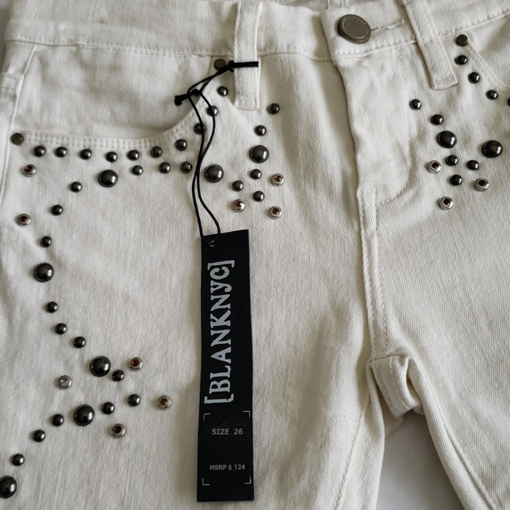 Blank NYC The Intro Jewel/Stud Capri Jeans NEW πHPπ - Picture 5 of 17